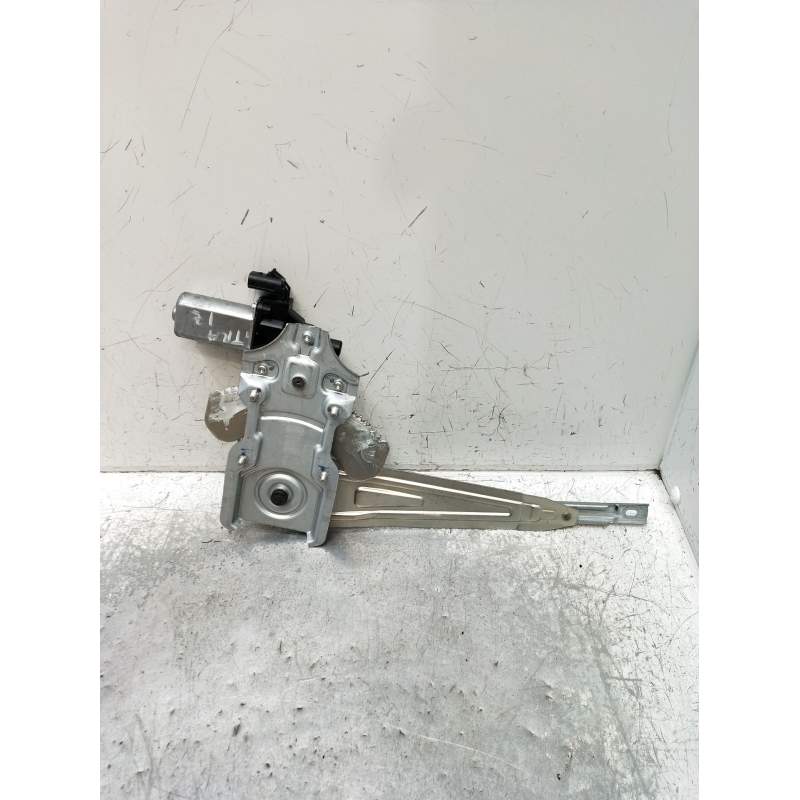 Recambio de elevalunas trasero izquierdo para dacia spring ev (b6m1) referencia OEM IAM  5P 2020