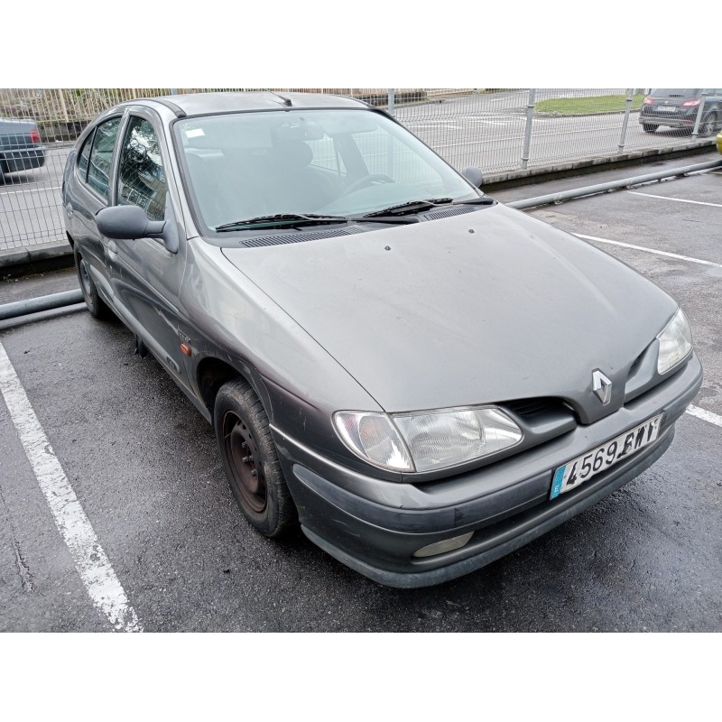 renault megane i berlina hatchback (ba0) del año 1997