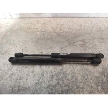 AMORTIGUADORES MALETERO / PORTON 817713D001 