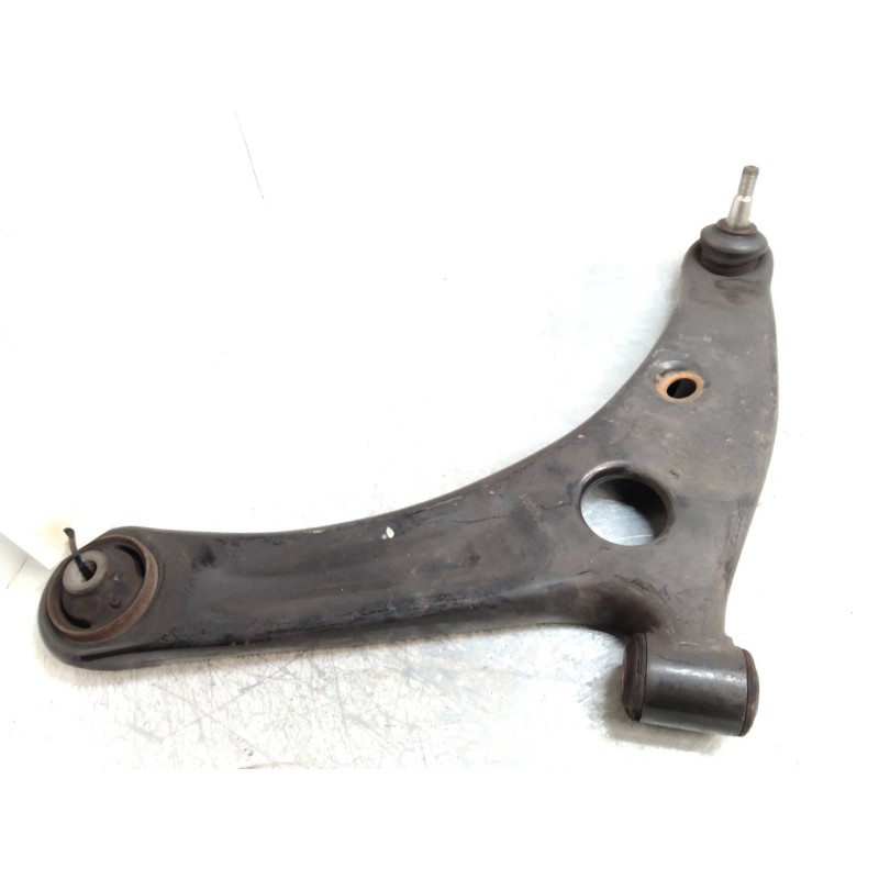 Recambio de brazo suspension inferior delantero derecho para mitsubishi colt berlina 3 (cz) 1.3 atlantis referencia OEM IAM   