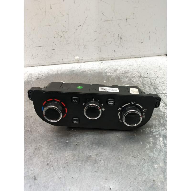 Recambio de mando calefaccion / aire acondicionado para dacia spring ev (b6m1) referencia OEM IAM WQT100D050 220207A555 2020