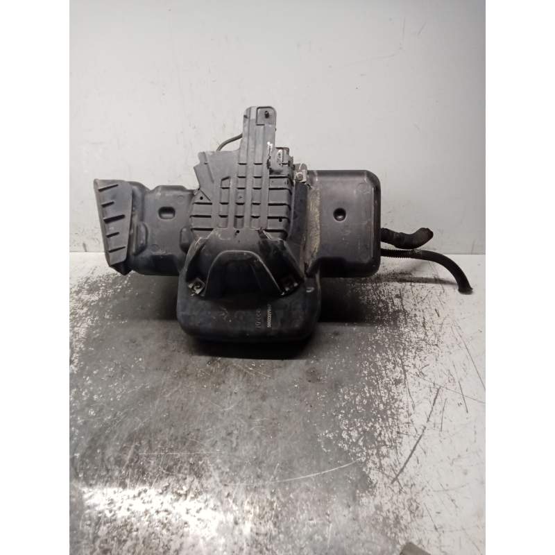 Recambio de deposito combustible para iveco daily vi caja/chasis 33s14, 35s14, 35c14 referencia OEM IAM 5802327987  ADBLUE