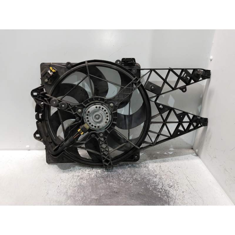 Recambio de electroventilador para fiat doblo cargo referencia OEM IAM 518207180 896000000 2010