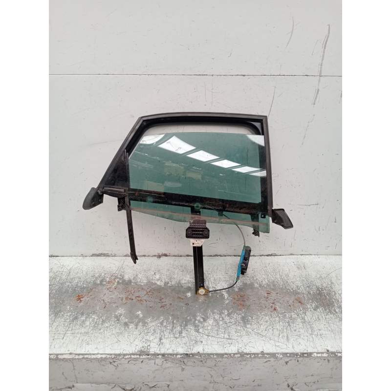 Recambio de elevalunas trasero derecho para seat exeo (3r2) 2.0 tdi referencia OEM IAM 8E0839462C 4P 