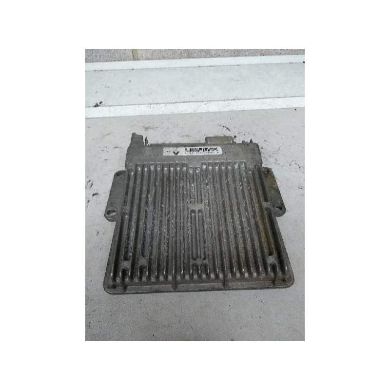 Recambio de centralita motor uce para renault twingo (co6) 1.2 referencia OEM IAM 7700104483 HOM7700868295 216250223