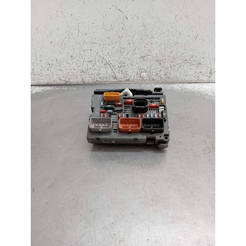 Recambio de caja reles / fusibles para peugeot 308 i (4a_, 4c_) 1.6 16v referencia OEM IAM 9664706280  