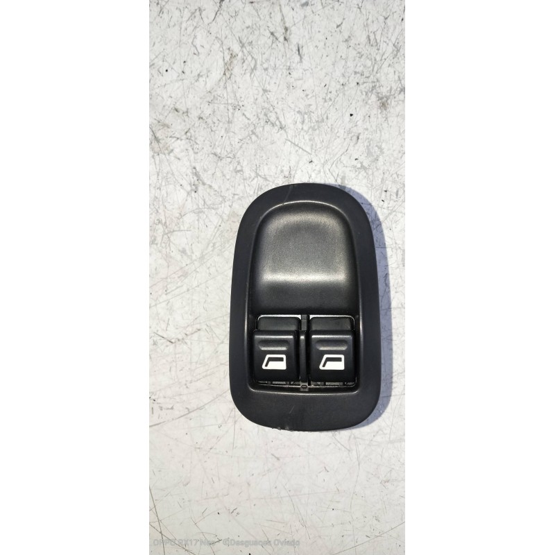 Recambio de mando elevalunas delantero izquierdo para peugeot 206 sw x-line referencia OEM IAM   