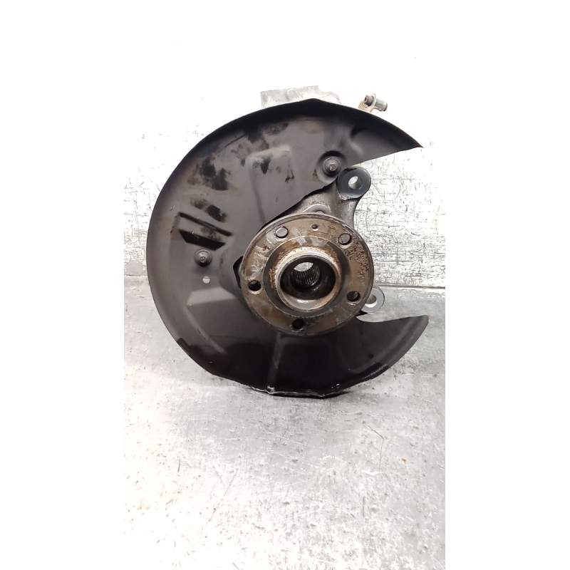 Recambio de mangueta delantera derecha para volvo xc40 (536) d4 awd referencia OEM IAM 32221147 20D 2017
