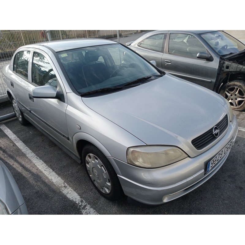 opel astra g berlina del año 2003