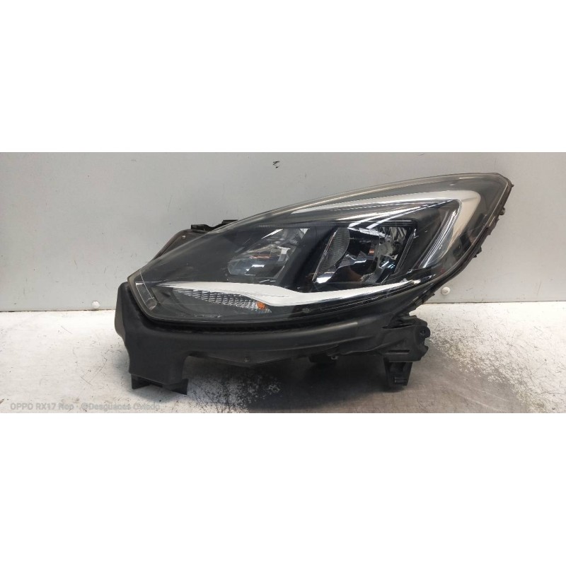 Recambio de faro izquierdo para opel zafira (c) 1.6 16v cdti dpf referencia OEM IAM 13472658 0301103201 