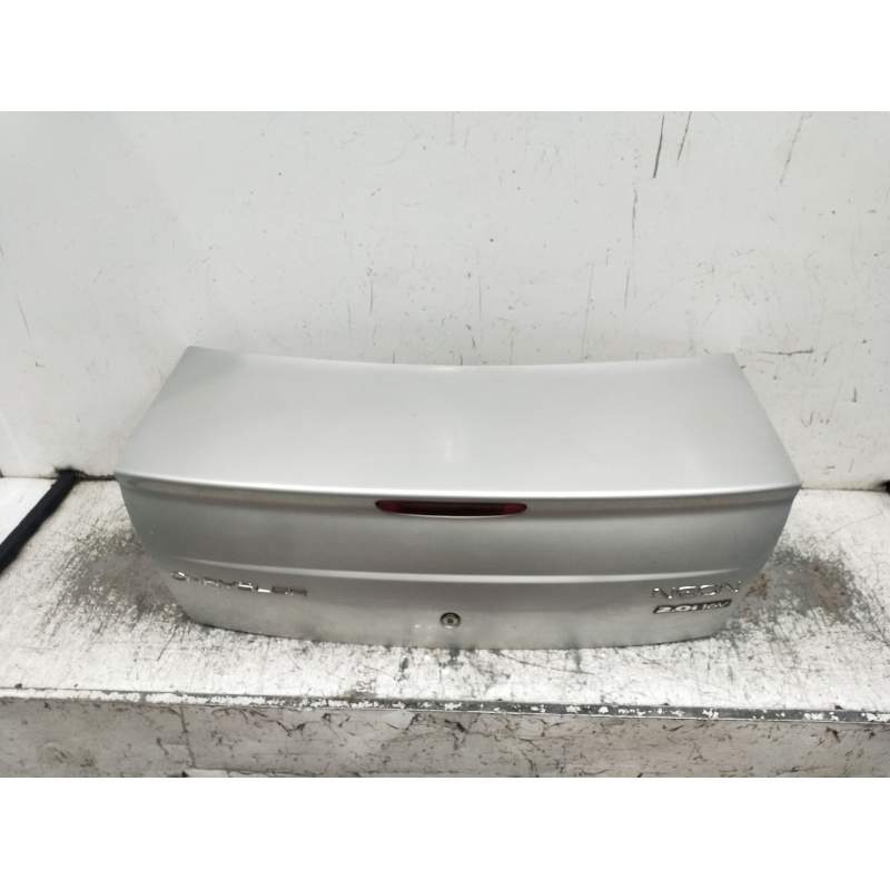 Recambio de tapa maletero para chrysler neon ii 2.0 16v referencia OEM IAM  4P 1999