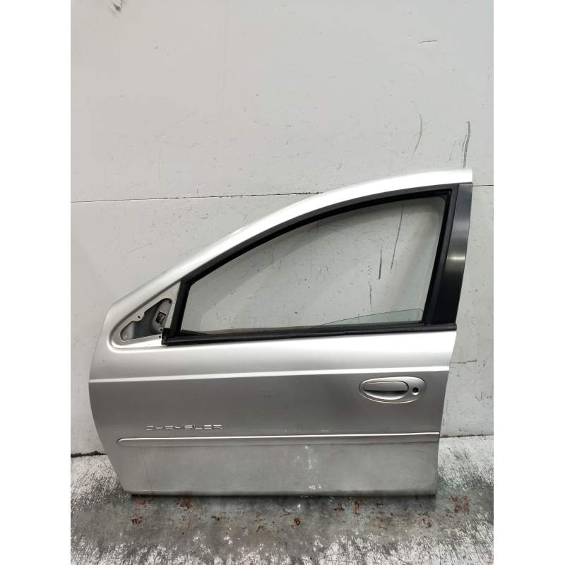 Recambio de puerta delantera izquierda para chrysler neon ii 2.0 16v referencia OEM IAM  4P 1999