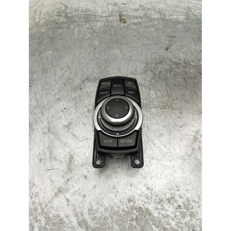 Recambio de mando multifuncion para bmw serie 5 lim. (f10) 525d xdrive referencia OEM IAM 6582928669901  2010