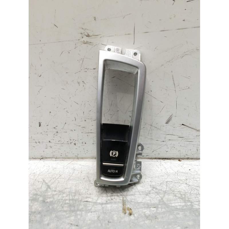 Recambio de mando multifuncion para bmw serie 5 lim. (f10) 525d xdrive referencia OEM IAM 921759402 3214370100 1122950038450367 