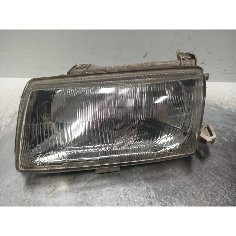 Recambio de faro izquierdo para opel astra f berlina california referencia OEM IAM   