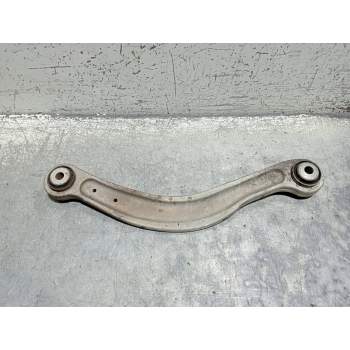 BRAZO SUSPENSION SUPERIOR TRASERO DERECHO 