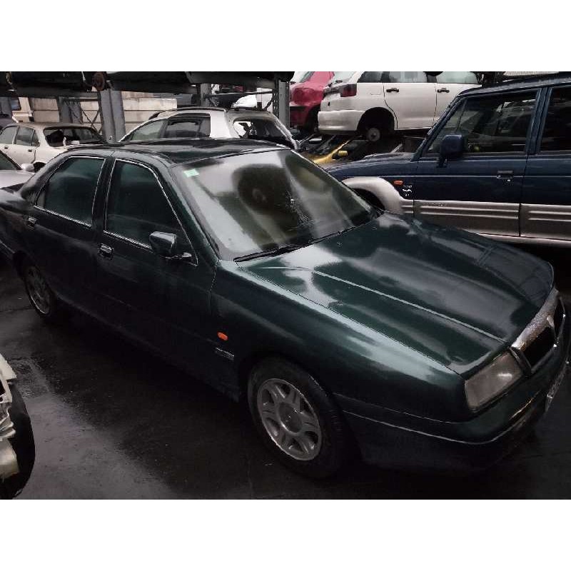 lancia kappa berlina del año 2000