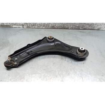 BRAZO SUSPENSION INFERIOR DELANTERO IZQUIERDO 545014055R 15DCI 2008