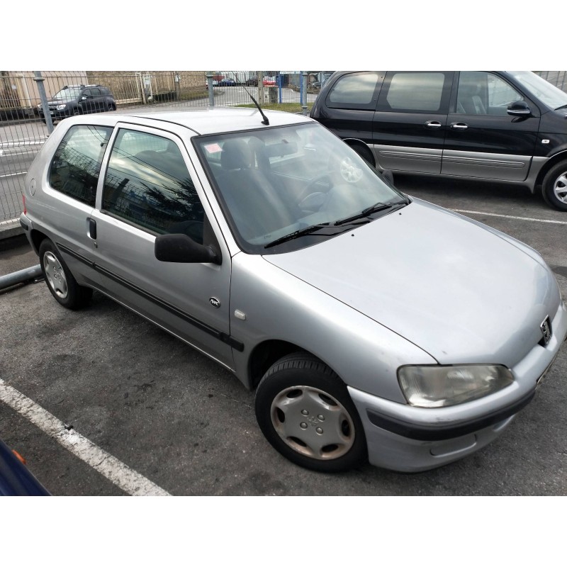 peugeot 106 (s2) del año 2001