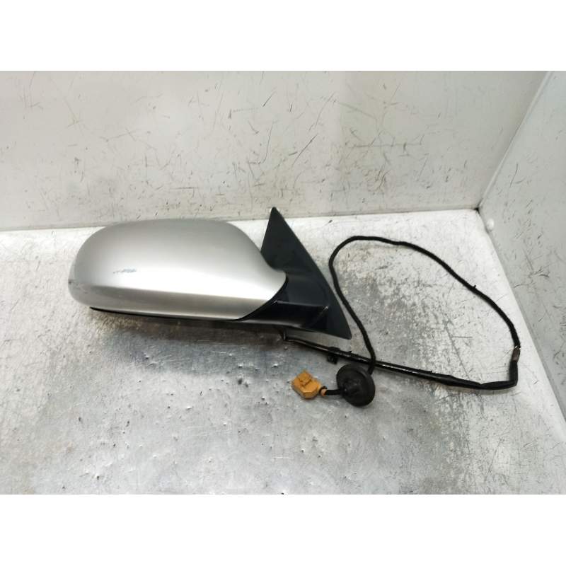 Recambio de retrovisor derecho para audi a8 (4e2) 4.2 quattro referencia OEM IAM  ELÉCTRICO 