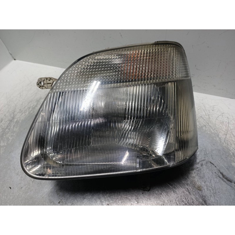 Recambio de faro izquierdo para opel agila 1.2 16v cat (z 12 xe / lw4) referencia OEM IAM 09204189 3530083E00 67719101