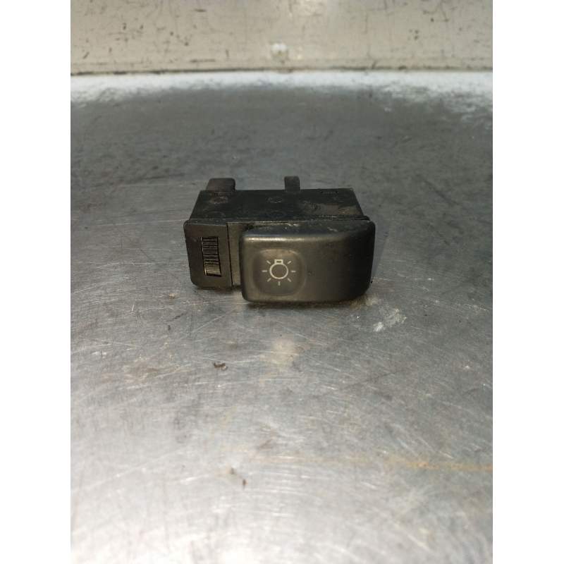 Recambio de mando luces para seat toledo i (1l2) 2.0 i referencia OEM IAM  INTERRUPTOR 1991