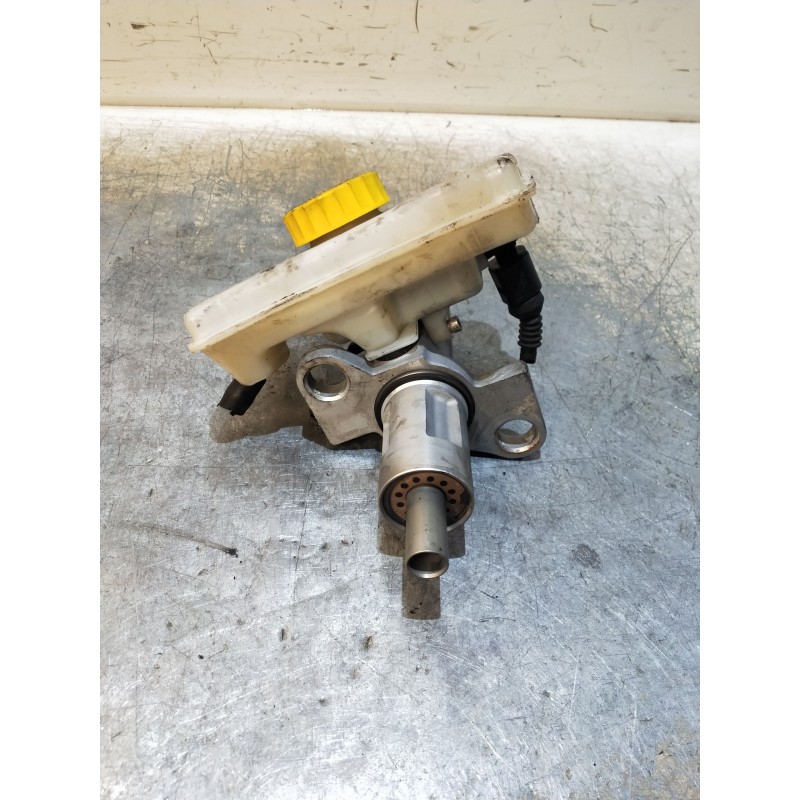 Recambio de bomba freno para audi a4 avant (8e) 2.0 tdi referencia OEM IAM 8E0611301G  