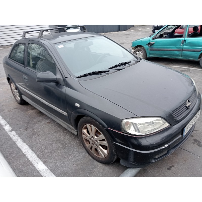 opel astra g berlina del año 2001