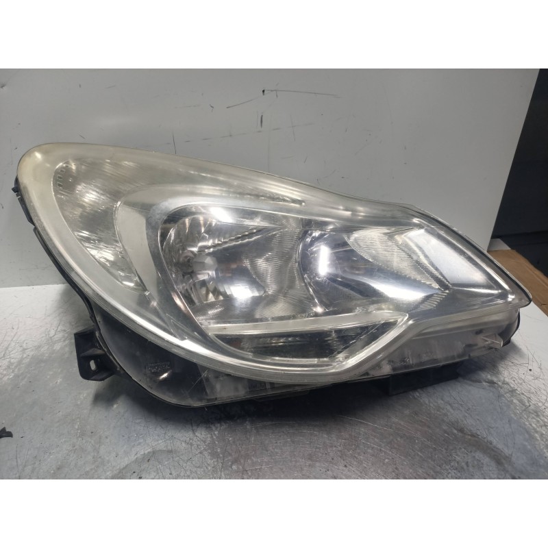 Recambio de faro derecho para opel corsa d expression referencia OEM IAM 13446804 90054711 