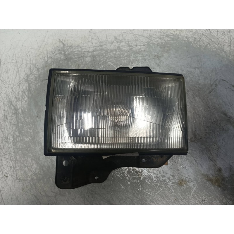 Recambio de faro izquierdo para opel monterey 3.1 turbodiesel referencia OEM IAM   