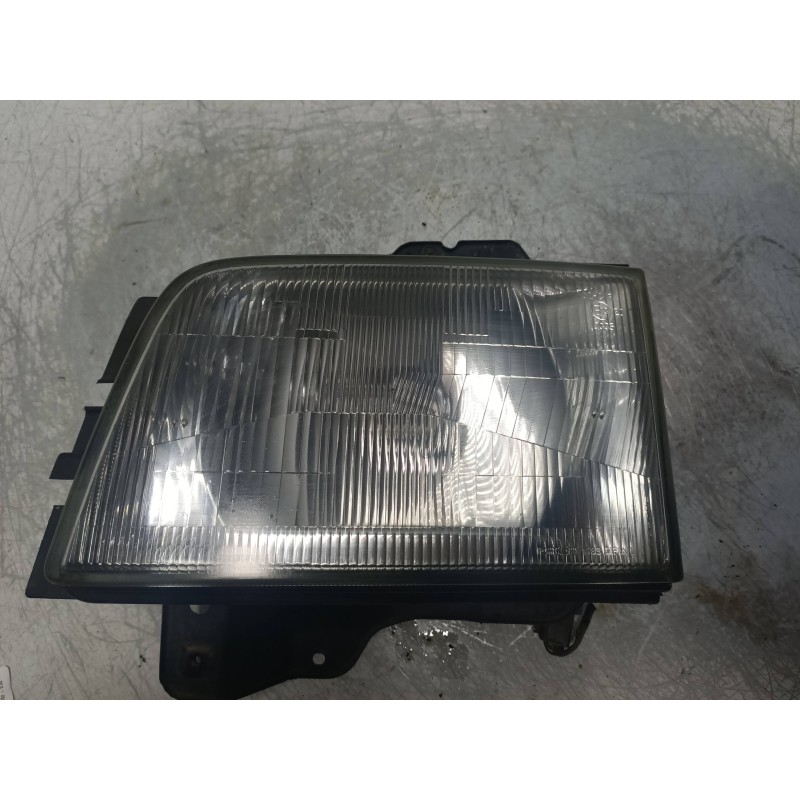 Recambio de faro izquierdo para opel monterey 3.0 dti cat referencia OEM IAM   