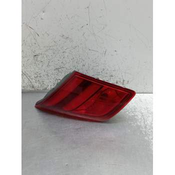 PILOTO TRASERO DERECHO INTERIOR 9677818280 81260201 2015