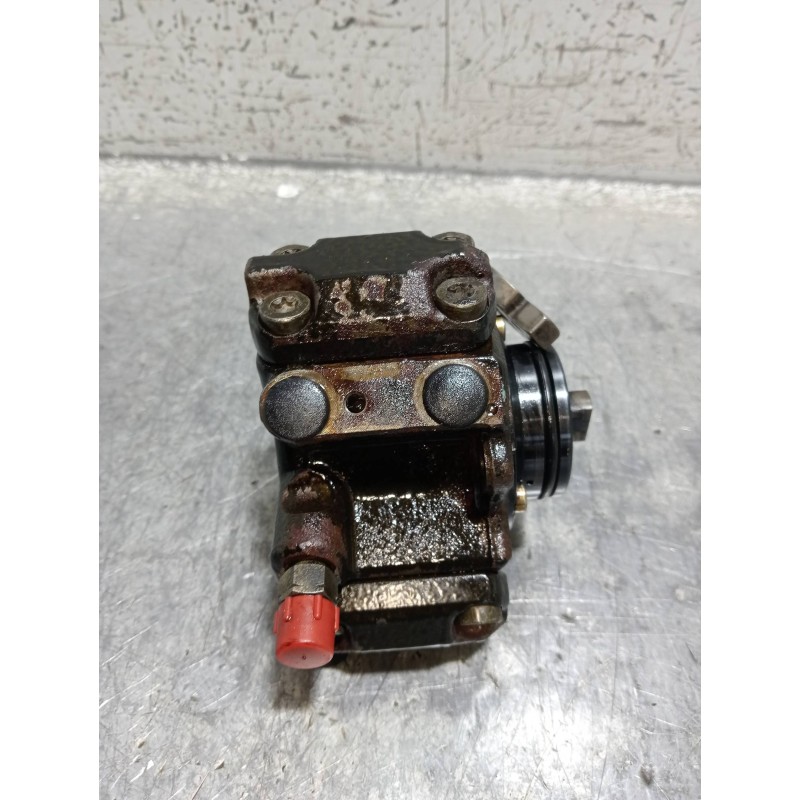 Recambio de bomba inyeccion para opel combo (corsa c) 1.3 16v cdti cat (z 13 dt / ln9) referencia OEM IAM 0445010092 55185549 BO