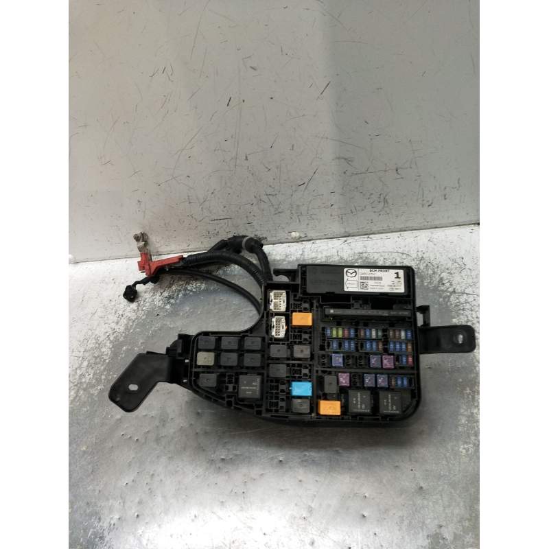 Recambio de caja reles / fusibles para mazda 3 lim. () center-line referencia OEM IAM 030000678202 G46C675X0 F00556012 2014