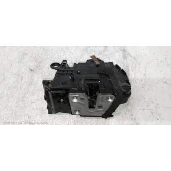 MOTOR CIERRE CENTRALIZADO TRASERO DERECHO 825029017R 