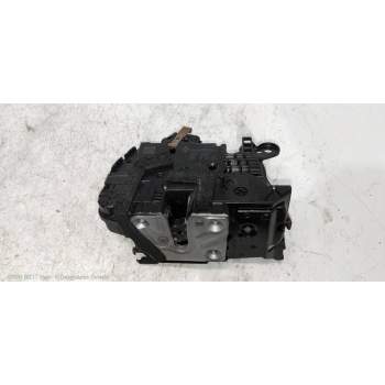 MOTOR CIERRE CENTRALIZADO TRASERO IZQUIERDO 825037100R 