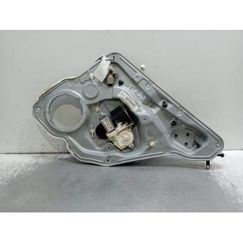 ELEVALUNAS TRASERO DERECHO 1m0839736 4P 