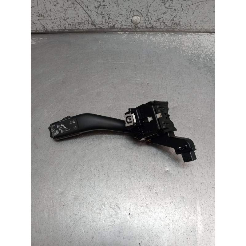 Recambio de mando luces para volkswagen golf v berlina (1k1) gt sport referencia OEM IAM 4HF0649A  