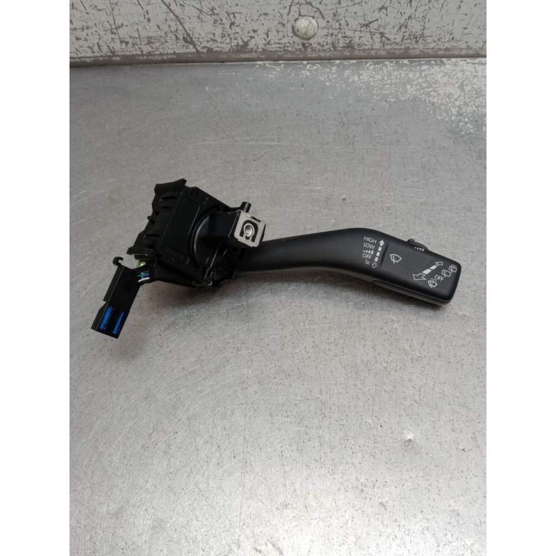 Recambio de mando limpia para volkswagen golf v berlina (1k1) gt sport referencia OEM IAM 4QF0764  