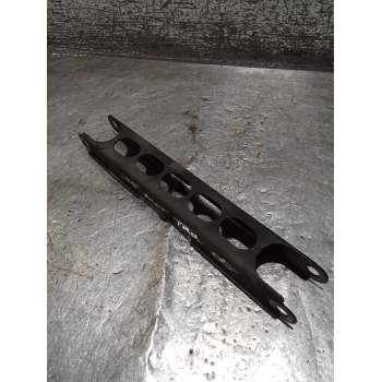 BRAZO SUSPENSION INFERIOR TRASERO DERECHO ANTERIOR 20D 2008