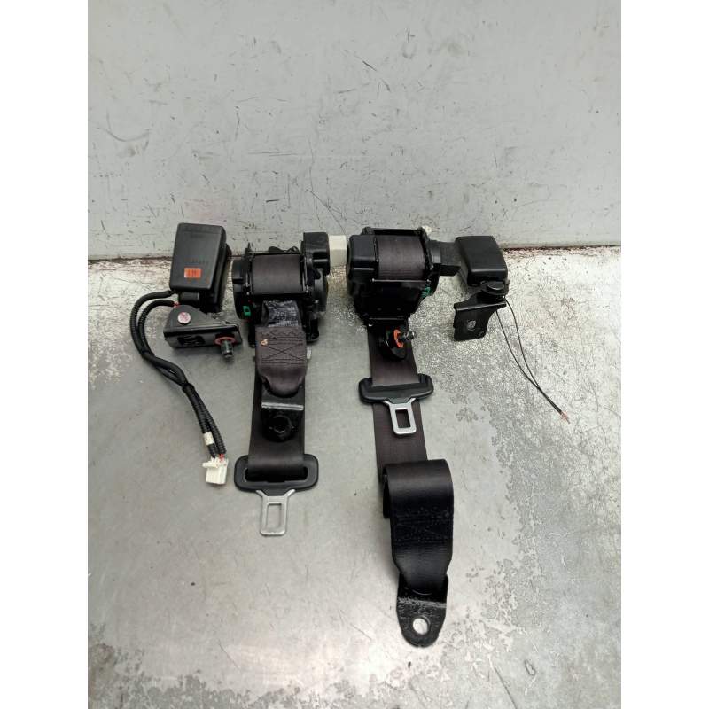 Recambio de juego cinturones trasero para kia cee´d sporty wagon drive referencia OEM IAM   5P