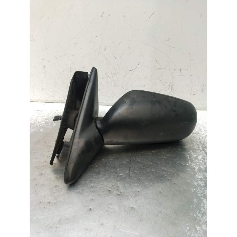 Recambio de retrovisor izquierdo para nissan primera (p10) 2.0 16v referencia OEM IAM  MANUAL 1990
