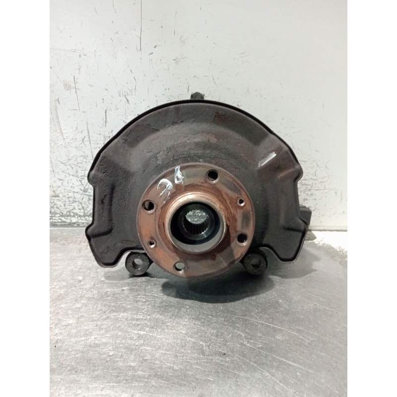 Recambio de mangueta delantera derecha para suzuki swift iii (mz, ez) 1.3 (rs 413) referencia OEM IAM   