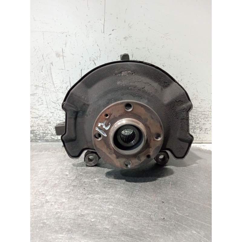 Recambio de mangueta delantera izquierda para suzuki swift iii (mz, ez) 1.3 (rs 413) referencia OEM IAM   