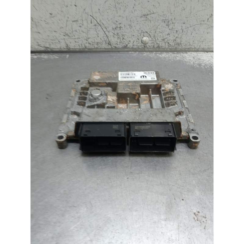 Recambio de centralita motor uce para jeep renegade referencia OEM IAM 68402685AC A2C76533006 