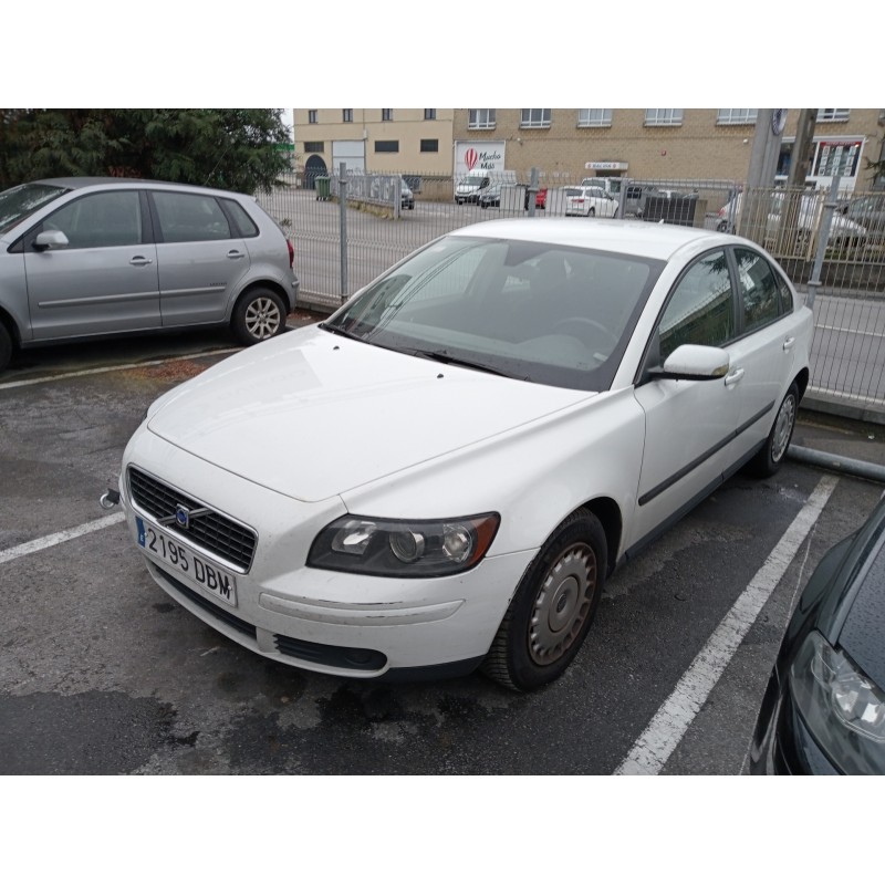 volvo s40 berlina del año 2004