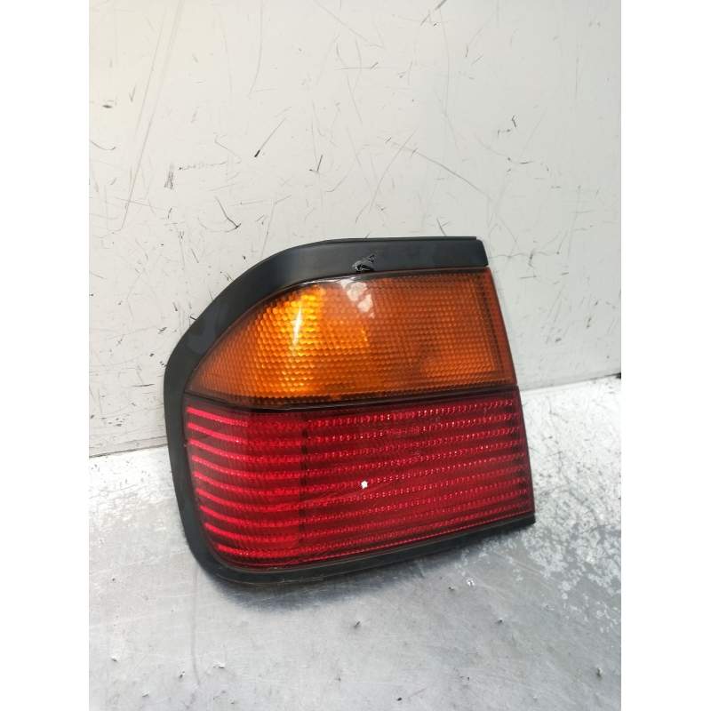 Recambio de piloto trasero izquierdo para nissan primera (p10) 2.0 16v referencia OEM IAM  4P 1990
