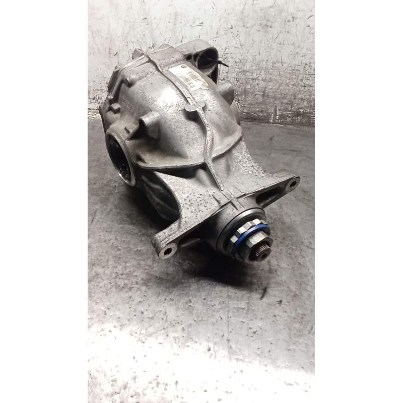 Recambio de diferencial trasero para bmw serie 5 lim. (f10) 520d referencia OEM IAM 758444408 33117573319 2014