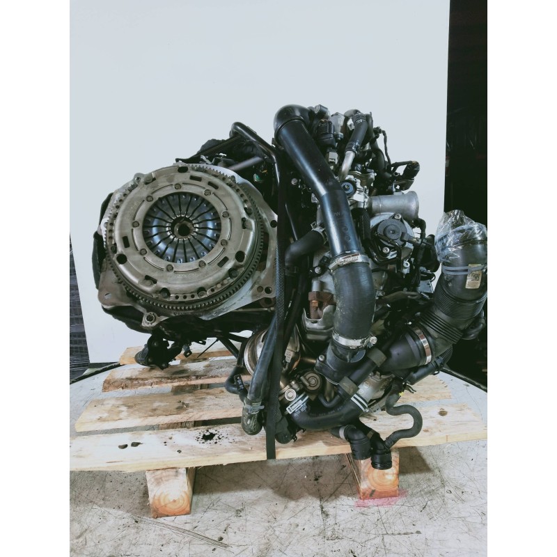 Recambio de motor completo para audi a3 sedán(8vs) attraction referencia OEM IAM CRK 255509 BOSCH