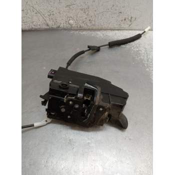 MOTOR CIERRE CENTRALIZADO DELANTERO DERECHO 5P 2015